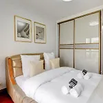 L\'Ideal Luxe Et Terrasse Pres De Republique